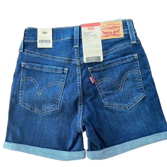 SOLD - Levi’s denim shorts - SOLD - Picture 3 of 5